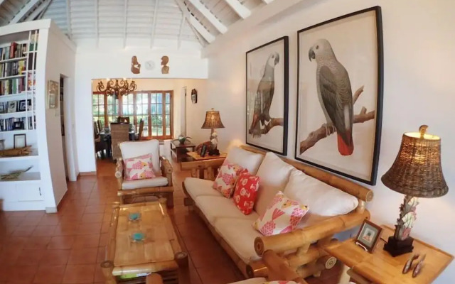 Tumac Villa, 4BR by Jamaican Treasures