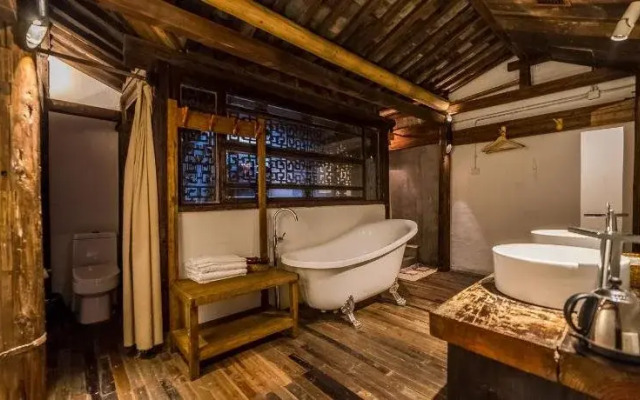 Guzo Su The Old House Boutique Hotel