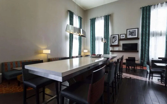 Hampton Inn & Suites San Jose