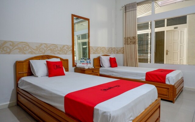 Alam Raya Hotel by RedDoorz