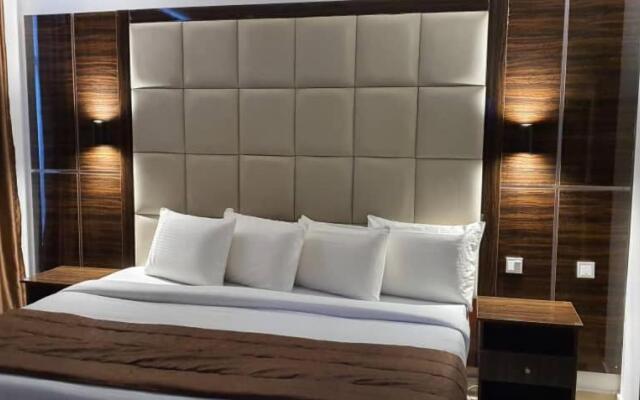 Presken Hotel Reliance