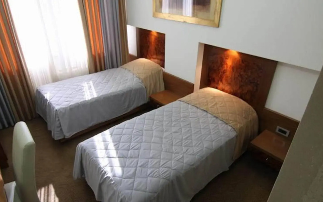 Hotel Exclusive