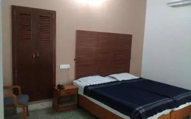 Hotel Ajaya