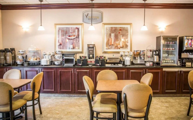 Holiday Inn Express & Suites Clear Spring by IHG