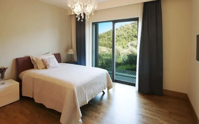 Villa Mana