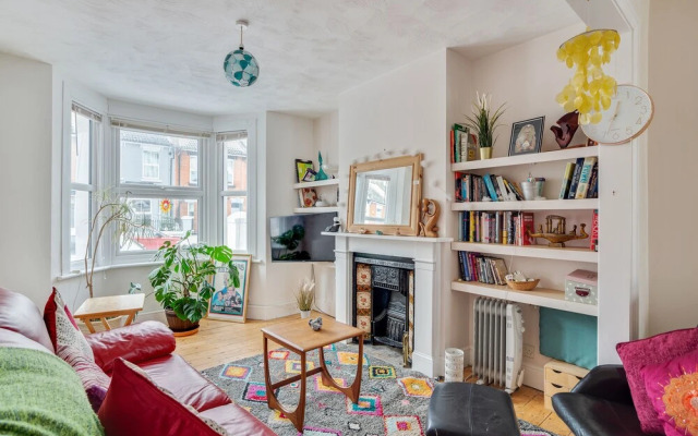 NEW Spacious 2BD House With Garden Gillingham Kent