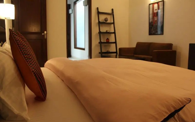 Comfort Villa Rooms and Suites