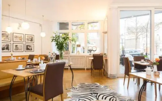 Hotel am Helmwartsturm