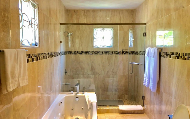 Tropical Escape Villa