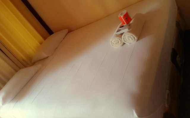 Welly Bungalow – Guest Rooms – Gili Trawangan