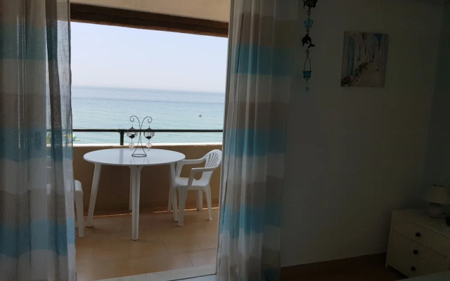 Menigos AA2 n o62 SeaView 2Bedroom