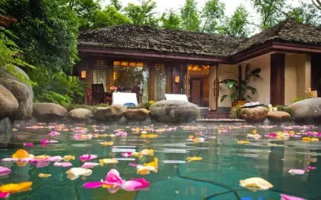 the Qingyuan Hotel Qingcheng