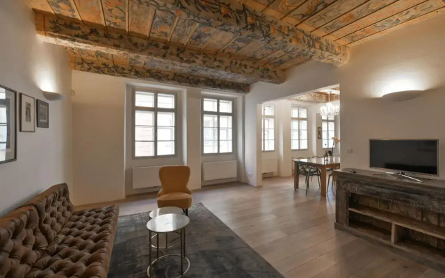 18th CENTURY BAROQUE RESIDENCE