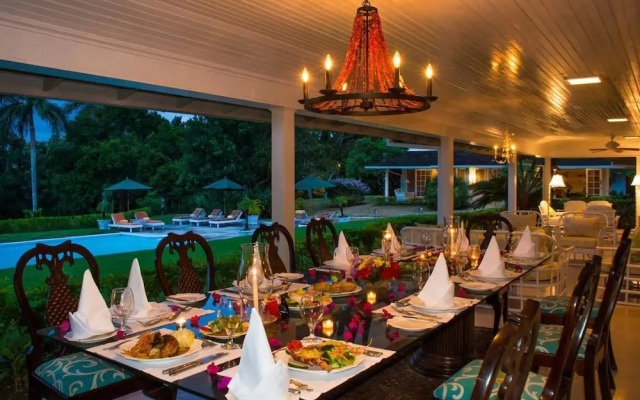 Sea Island, 6BR by Jamaican Treasures