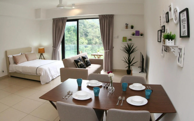 RELAX & COZY HOME @ MIDHILLS GENTING l FREE WIFI