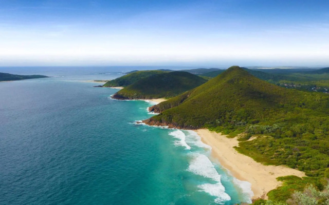 The Family Entertainer - with sweeping water views