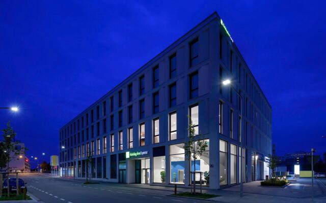 Holiday Inn Express Regensburg, an IHG Hotel