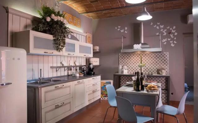 APPARTAMENTO VACANZE / HOLIDAY FLAT Farfalle&RossoBarbera