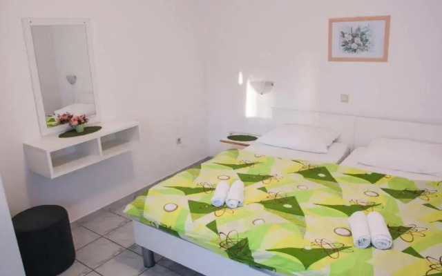 Apartments ErikaS - 100m from sea