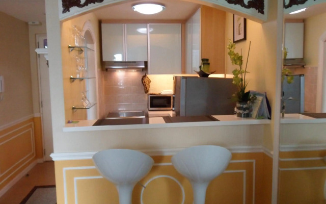 Avant Apartments At The Fort