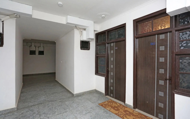 OYO 14919 Hotel Airport Vatika