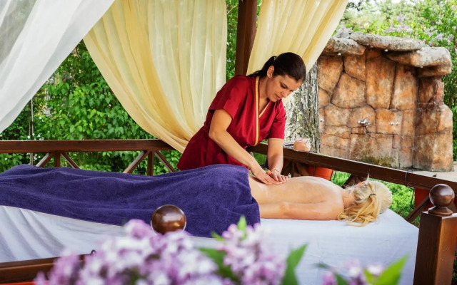 Spa Hotel Dvoretsa