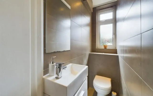 The Earl s Court Hideaway - Warm 3bdr House