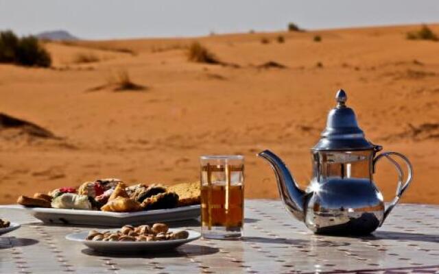 Sahara Luxury Camp