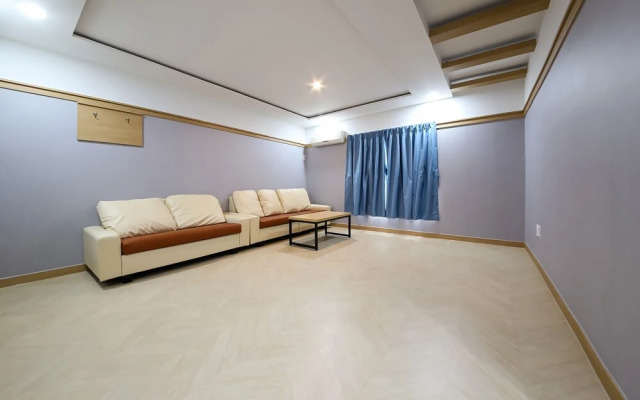 Iksan Olive