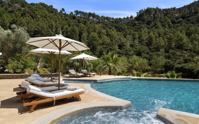 LJs Ratxo Eco Luxury Retreat