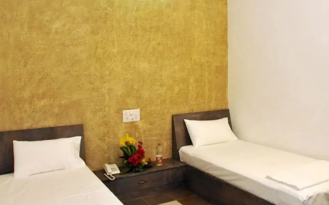 Hiy Rooms at Gandhipuram