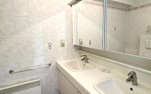 Apartment Near Epernay Square