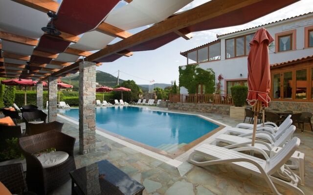 Castello Rosso Hotel