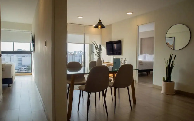 w Impressive 2BR With Balcony in Miraflores