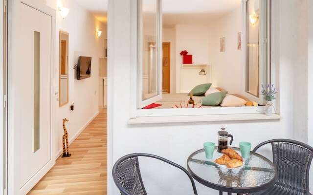 BIS Studio Apartment 3