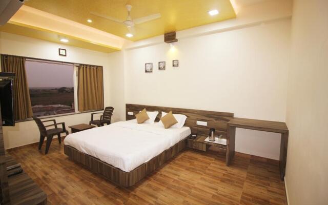 Hotel Vraj Inn