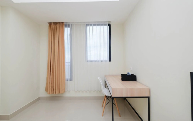 Cozy Studio at Evenciio Apartment near UI