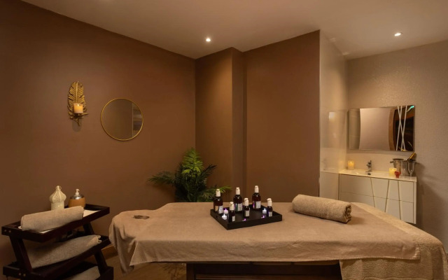 Montcalm Royal London House, London City