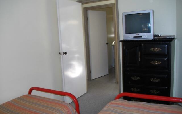 The Peninsula, Duplex 02, 14