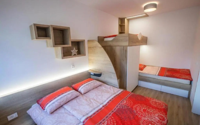 Vila Mojca Apartma Eva-Neža, Kranjska Gora (center)