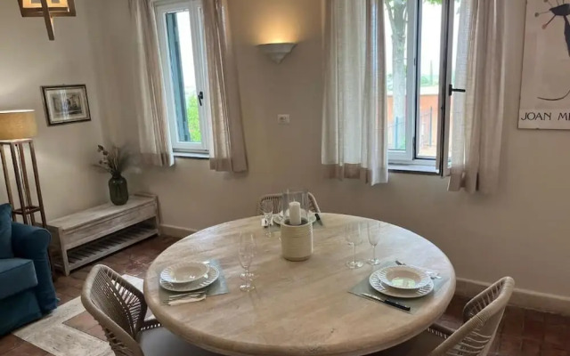 Hero's Garden Relais