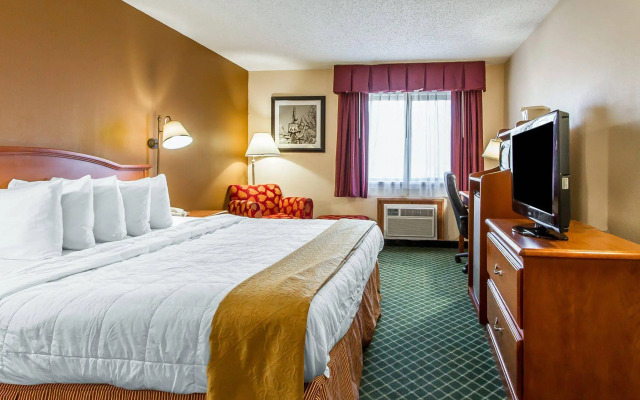Quality Inn Burlington near Hwy 34