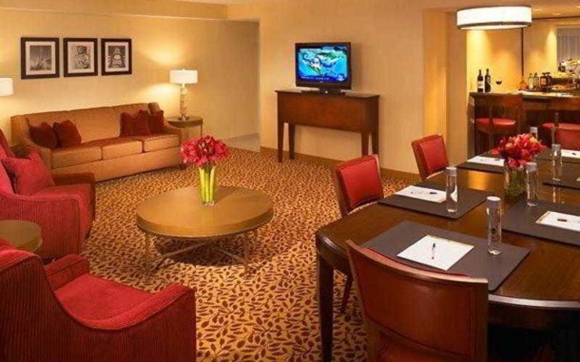 Wyndham Cleveland Airport