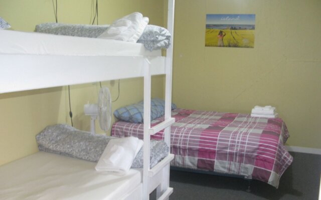 Brackley Beach Hostel