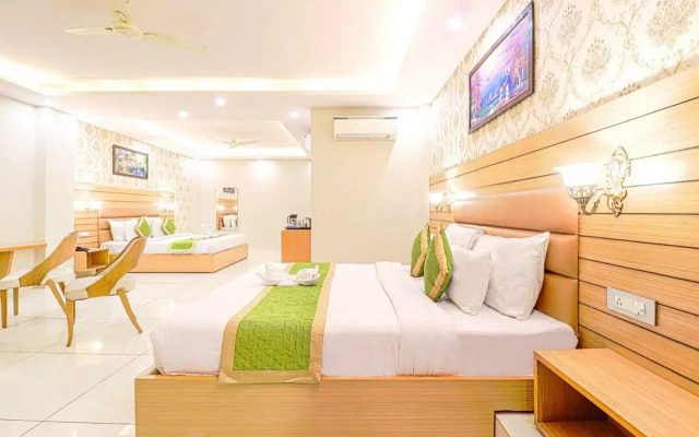The Glory Hotel