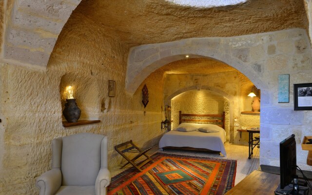 Sultan Cave Suites