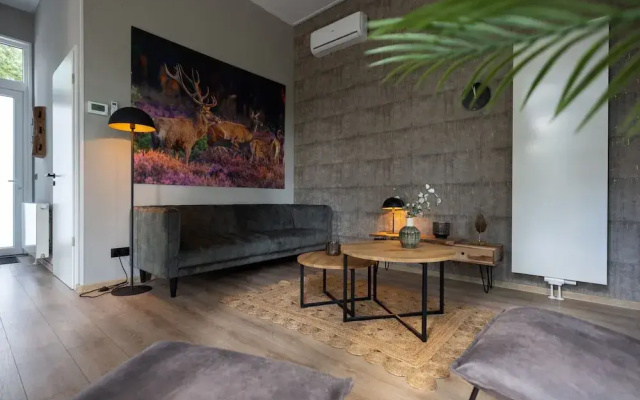 Woodland Stay With Heated Pool