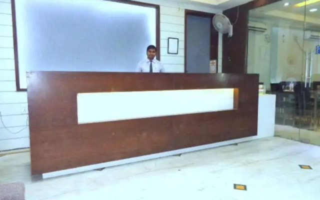 Hotel Gaurav Palace