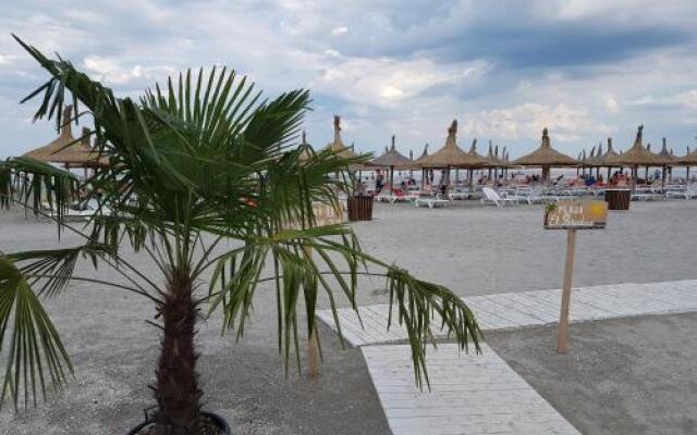 Bunga Bunga Resort Mamaia Nord