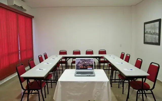 Delcas Hotel